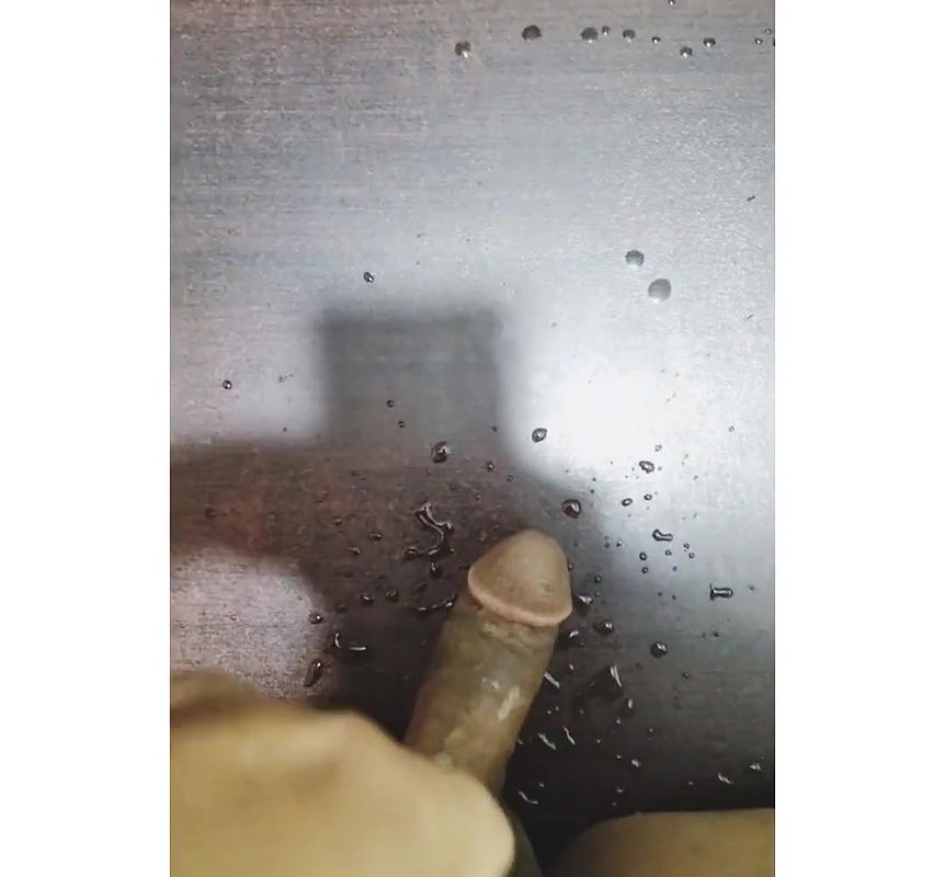 I feeling so board and my cock become hard