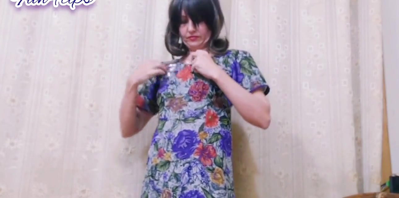 I Tear My Dress And Play With Dildo Live