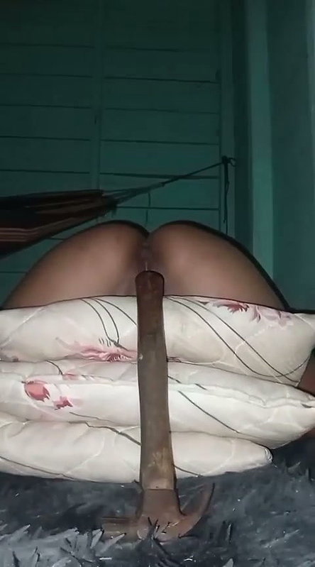 pussy fuck with wood