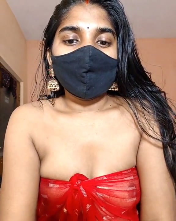Bhabhi slowly rubing her pussy
