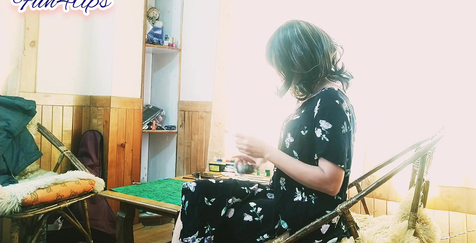 MILF Sucking BBC While Smoking Close Up