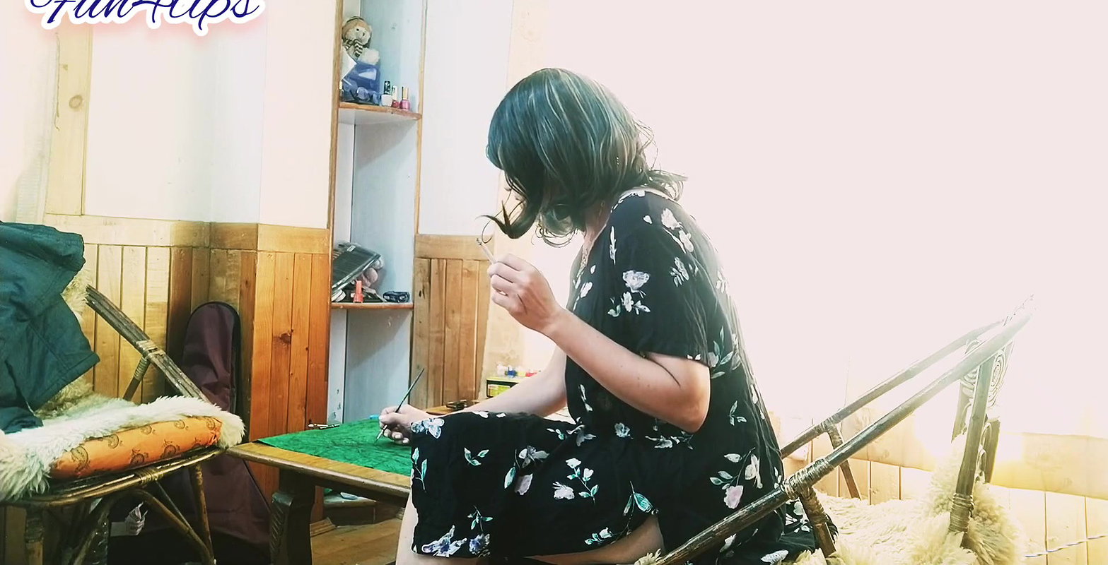 MILF Sucking BBC While Smoking Close Up