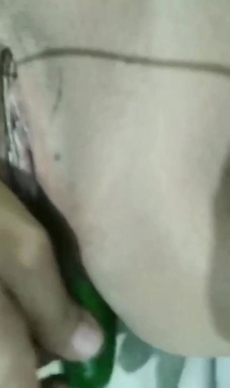 Muslim hijab Arab girl Fucking her Anal and pussy with cucumber