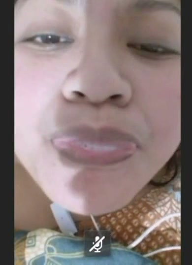 Aunty Fingering on video call