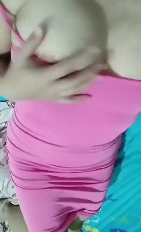 My stepbrother wants a gift and I give him a delicious blowjob’s