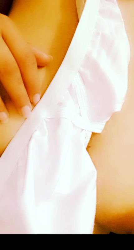 Pakistani hot girl in front of cam