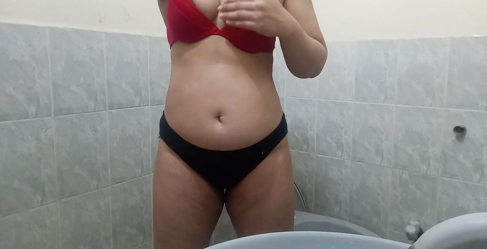 Pakistani hot wife Amber Khan finger sucking in the washroom was made