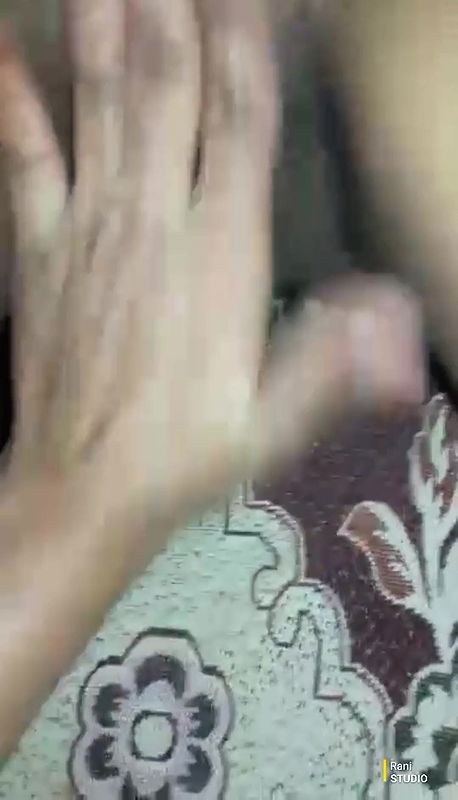 PAKISTANI LESBIAN TWO TOUCH PUSSY WITH BF