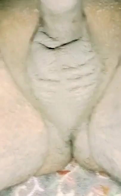 Pakistani wife giving handjob with beautiful hand