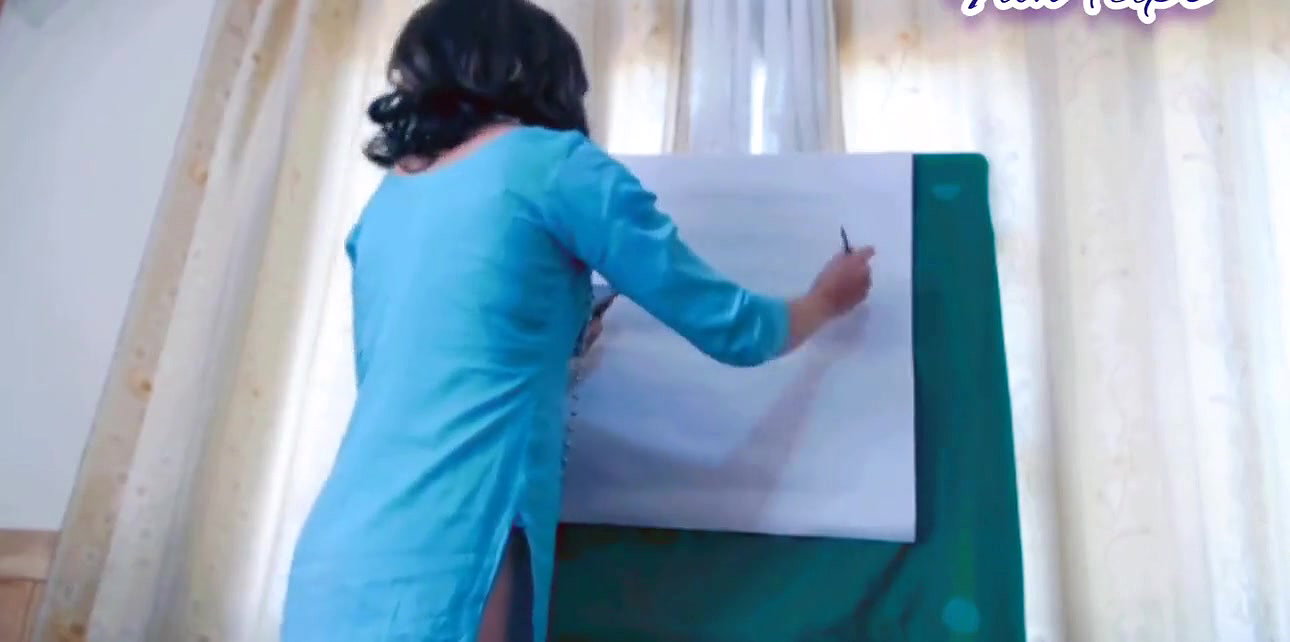 Quick Painting With Lovense Inside Pussy