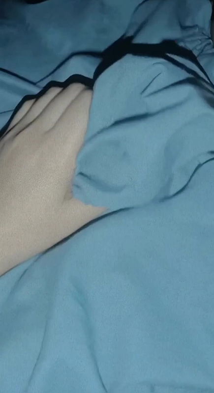 Real handjob – can’t stop Cumming on Bra