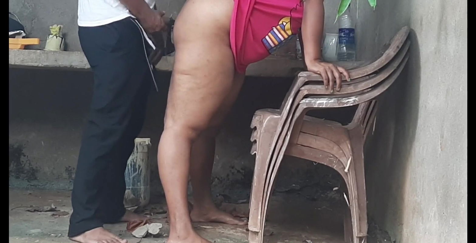 RISKY OUTDOOR SEX WITH MY EX, CHUBBY AUNTY FUCKED DOGGYSTYLE OUTDOORS, Mature couple have risky outdoor sex