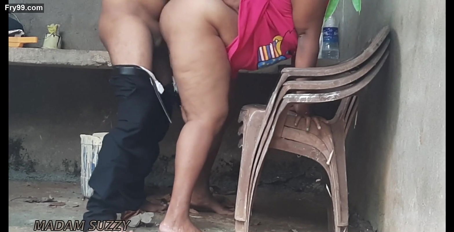 RISKY OUTDOOR SEX WITH MY EX, CHUBBY AUNTY FUCKED DOGGYSTYLE OUTDOORS, Mature couple have risky outdoor sex