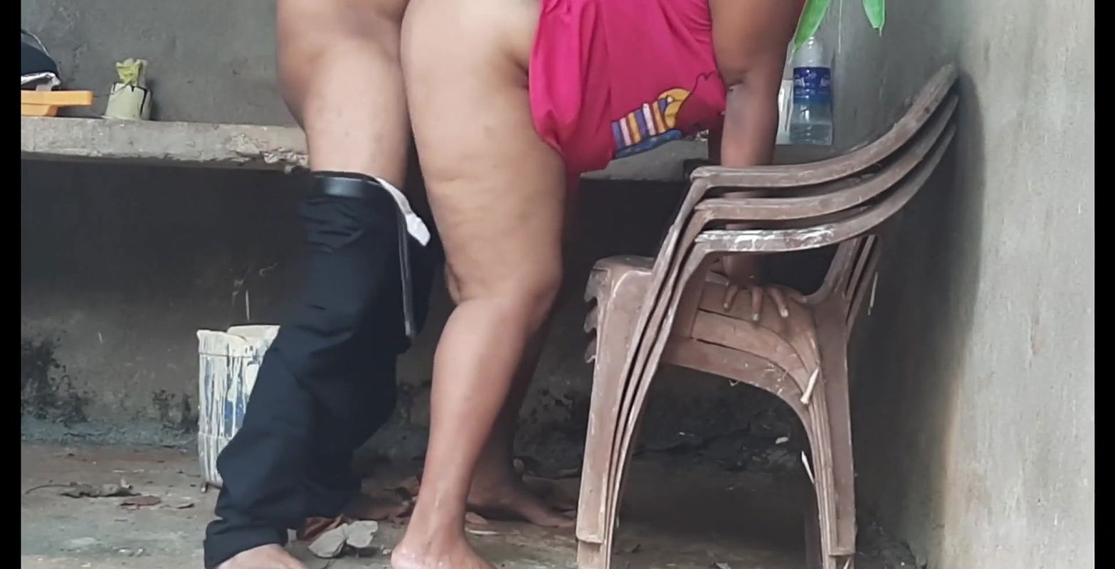 RISKY OUTDOOR SEX WITH MY EX, CHUBBY AUNTY FUCKED DOGGYSTYLE OUTDOORS, Mature couple have risky outdoor sex