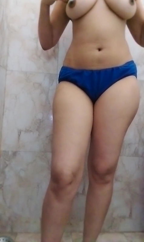 Riya ko gharse nikalte dekh Bhai ne chod dala ( Hindi Audio )