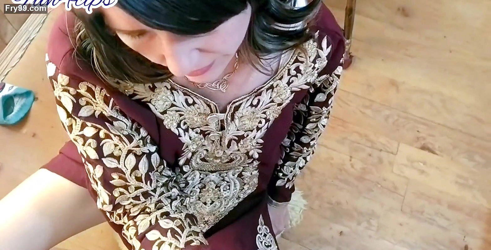 Sex Slave Housewife Day Started Sucking