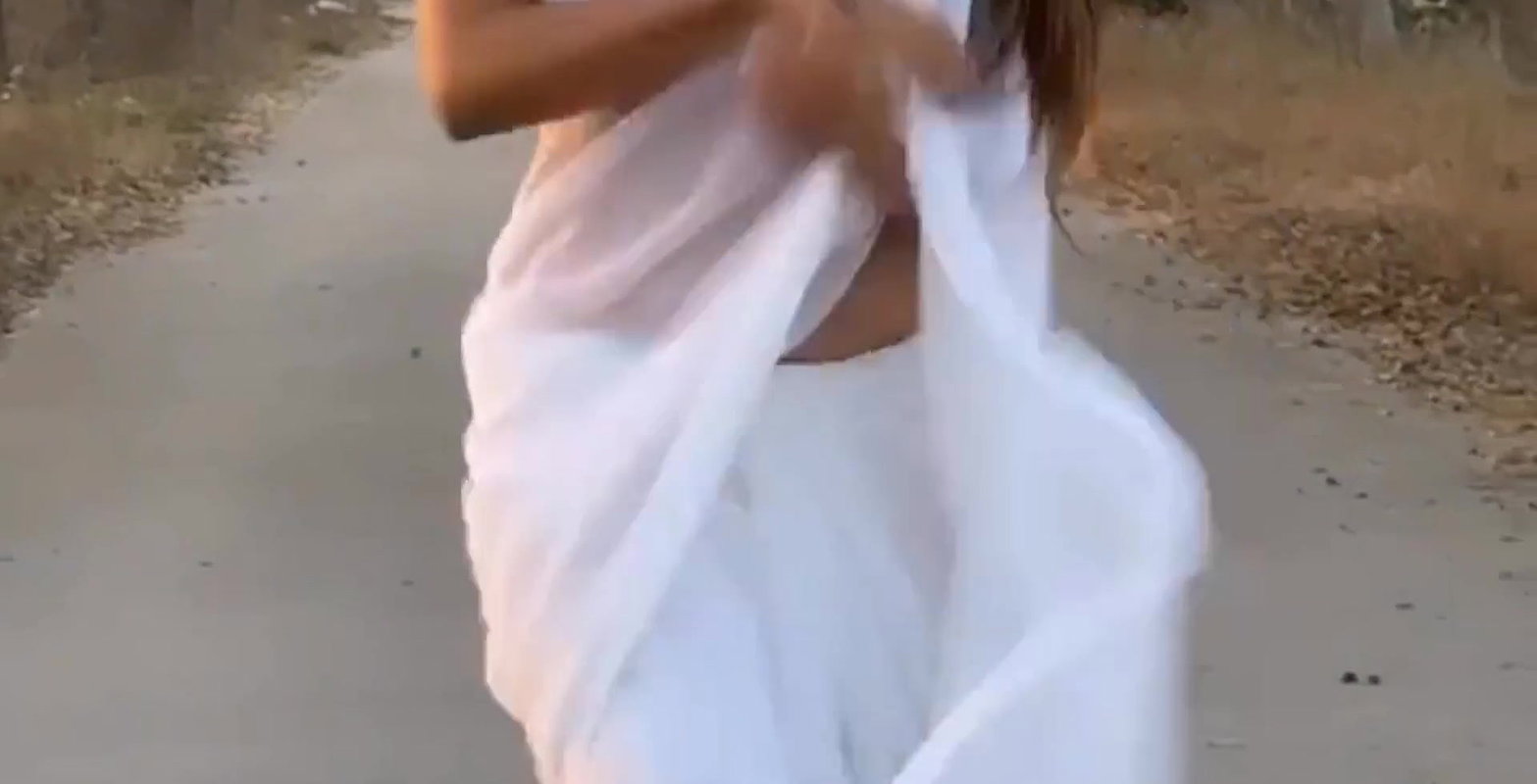 Sexy actress sex with unknown man village hard fucked MMS hardcore