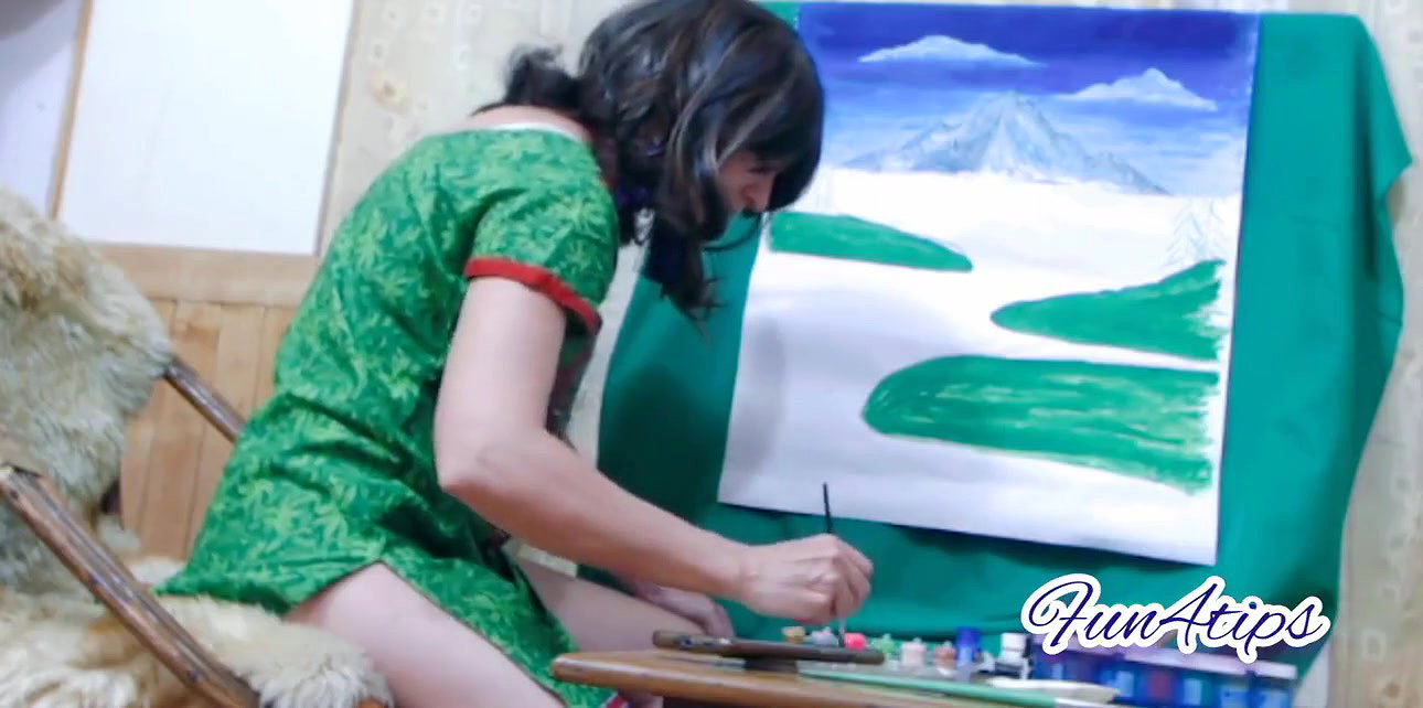 Sexy Artist Live On Camera