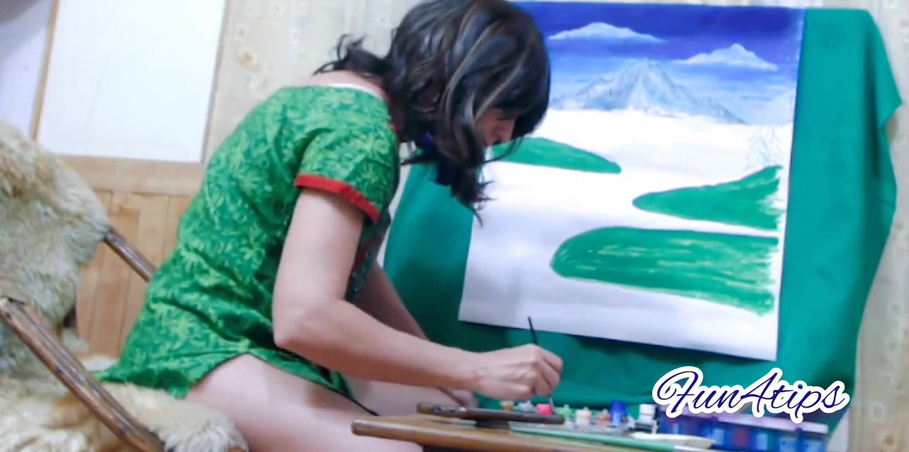 Sexy Artist Live On Camera