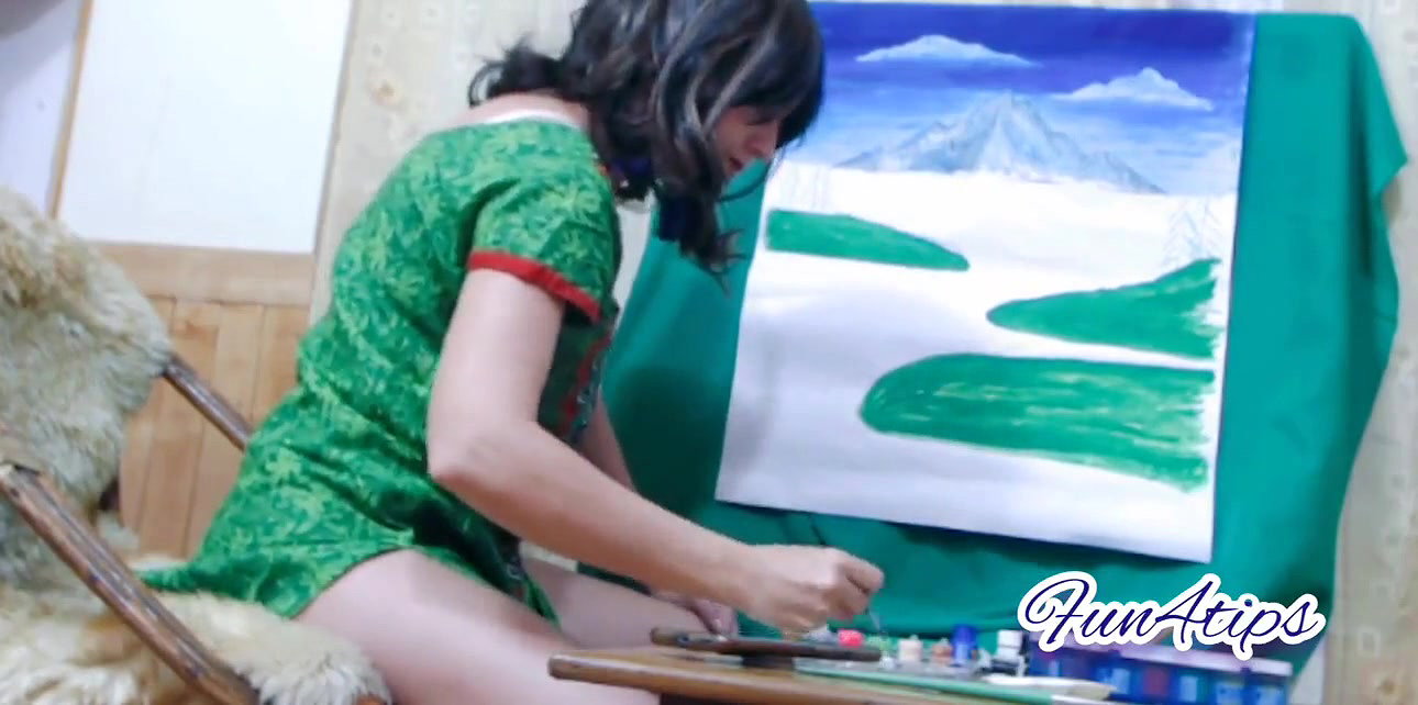 Sexy Artist Live On Camera