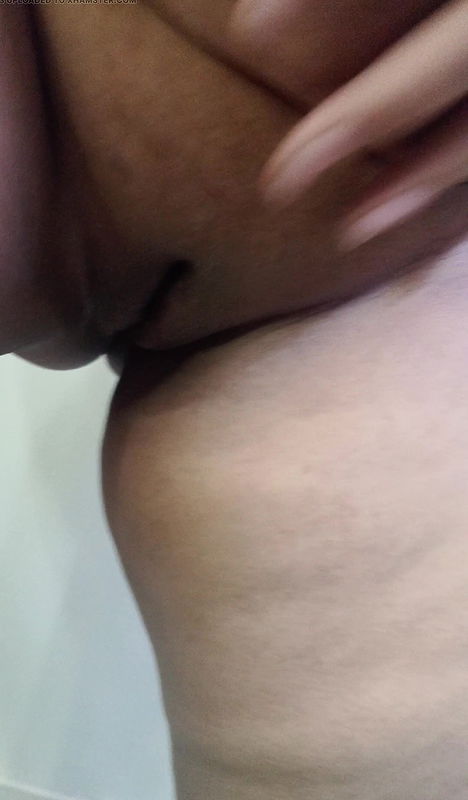 Sexy girl showing her tight pussy and big boobs