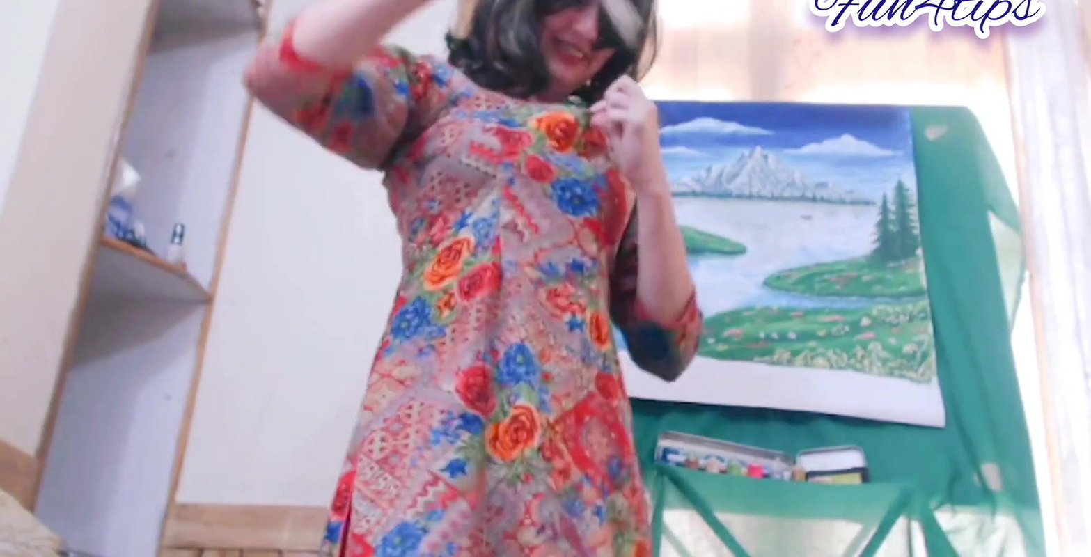 She Tear Her Sexy Dress