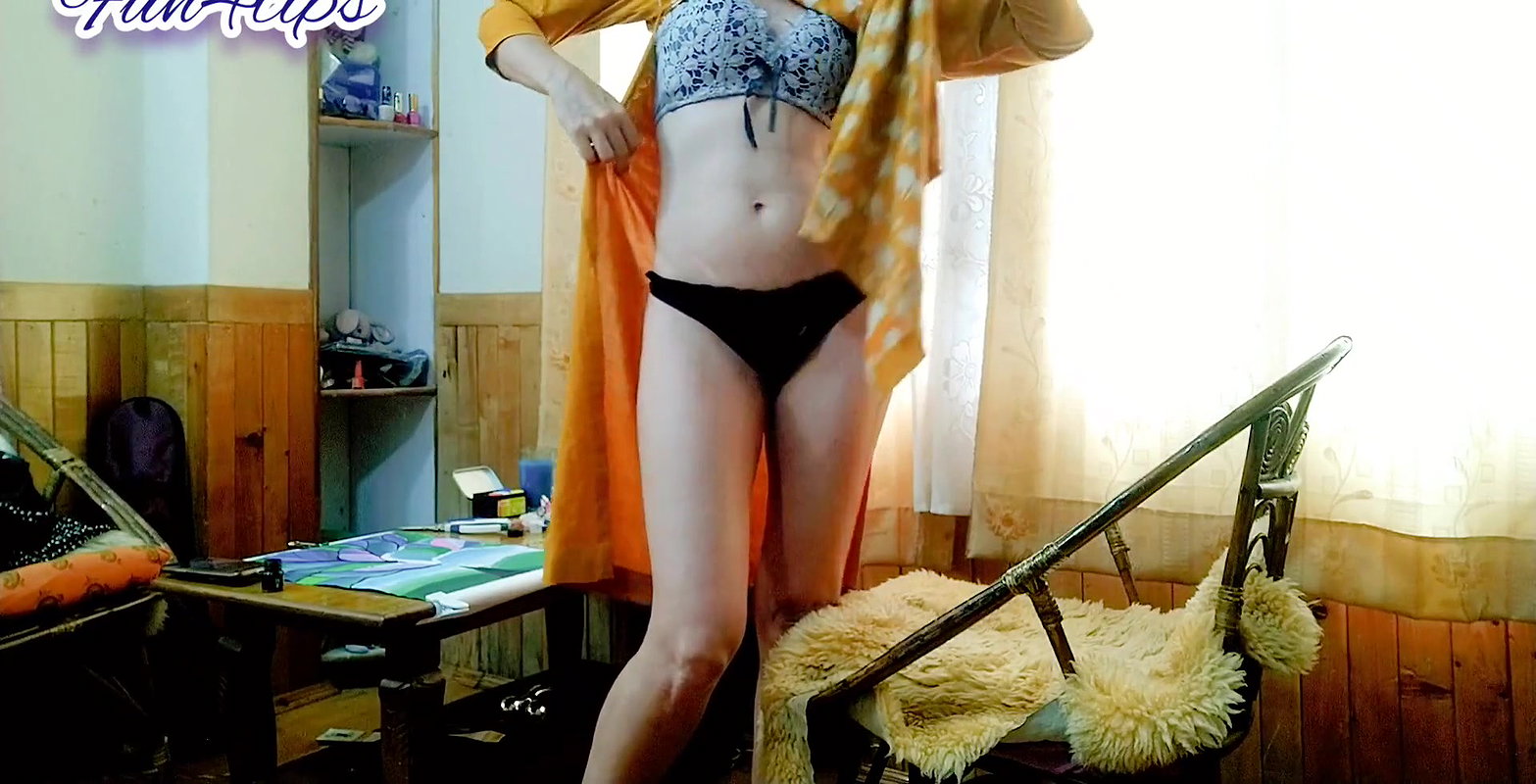 Slut Tearing her clothes