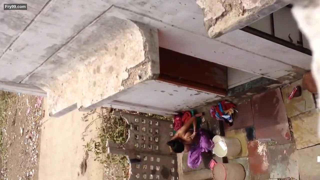 Smiling Girl Full Nude Show with Fingering on 121 Tango Live