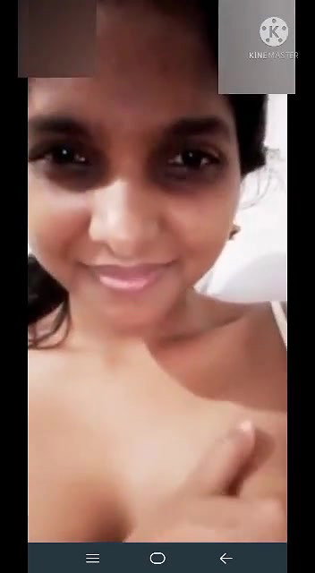 Cute Desi girl Shows her Boobs and Pussy on VC