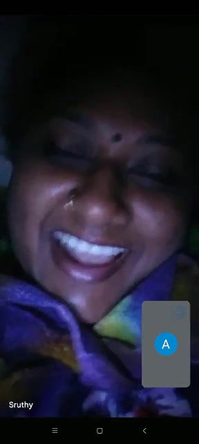 Bhabhi showing to lover