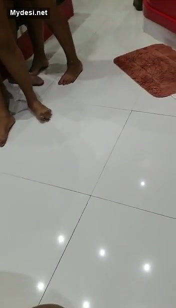 Dad with mom n daughtr