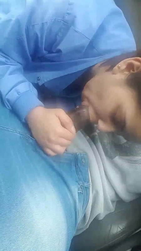 Horny Babe big dick blowjob