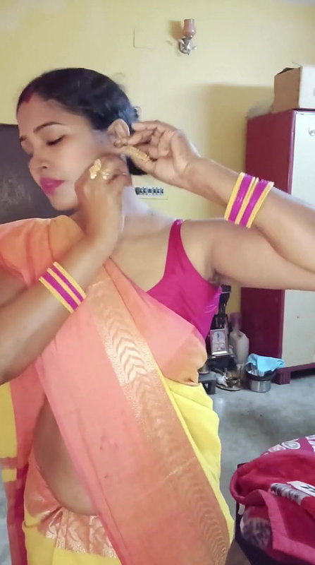 Video  Amazing Ritu Bhabhi