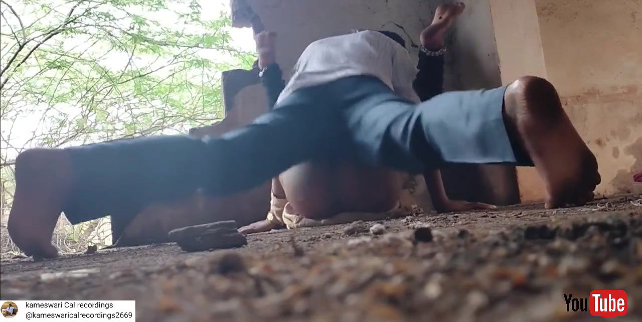 Telugu lovers -out Dore fucking in Dialopted building beside N H road