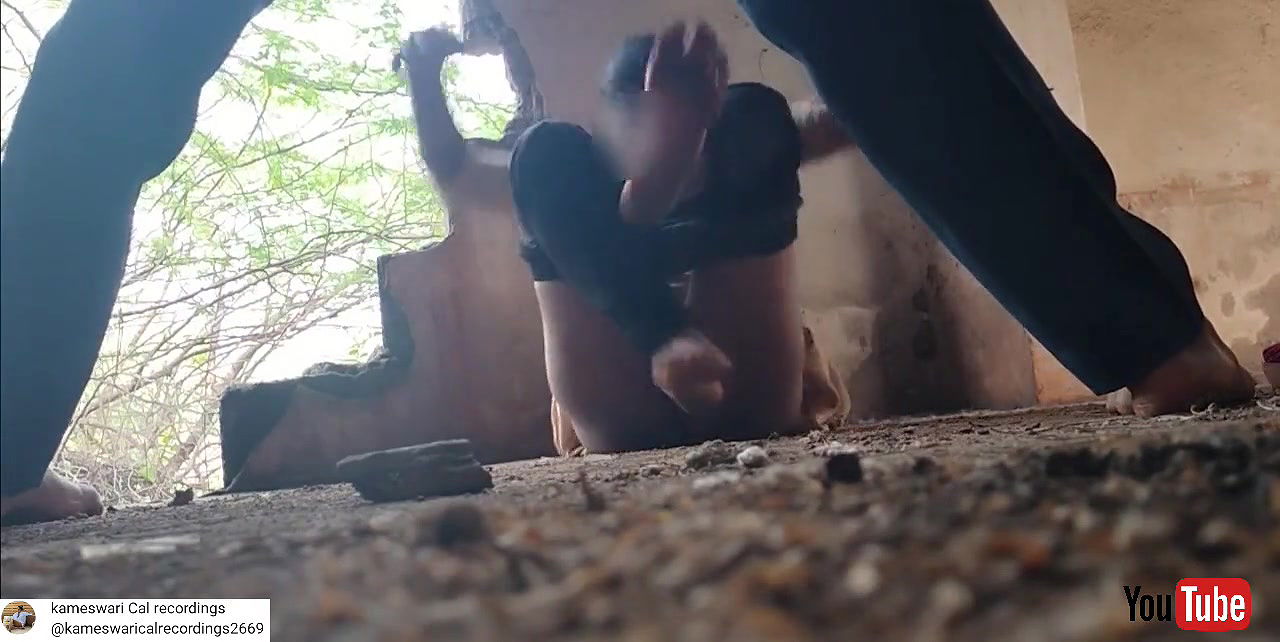 Telugu lovers -out Dore fucking in Dialopted building beside N H road