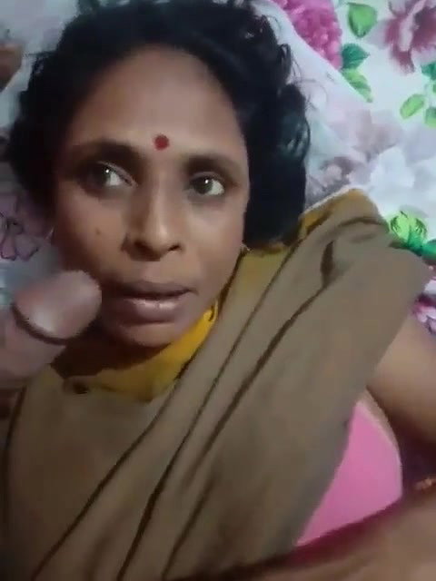 Bengali Milf Sucking