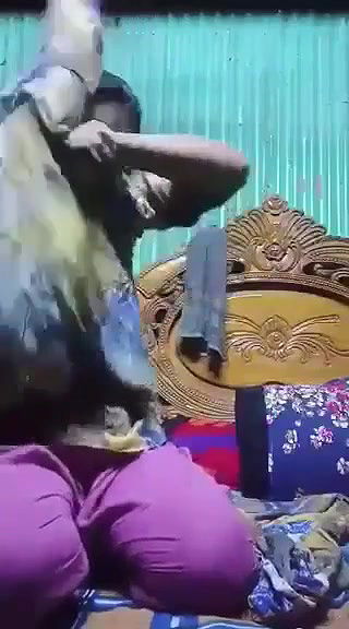 Village Bhabi Showing