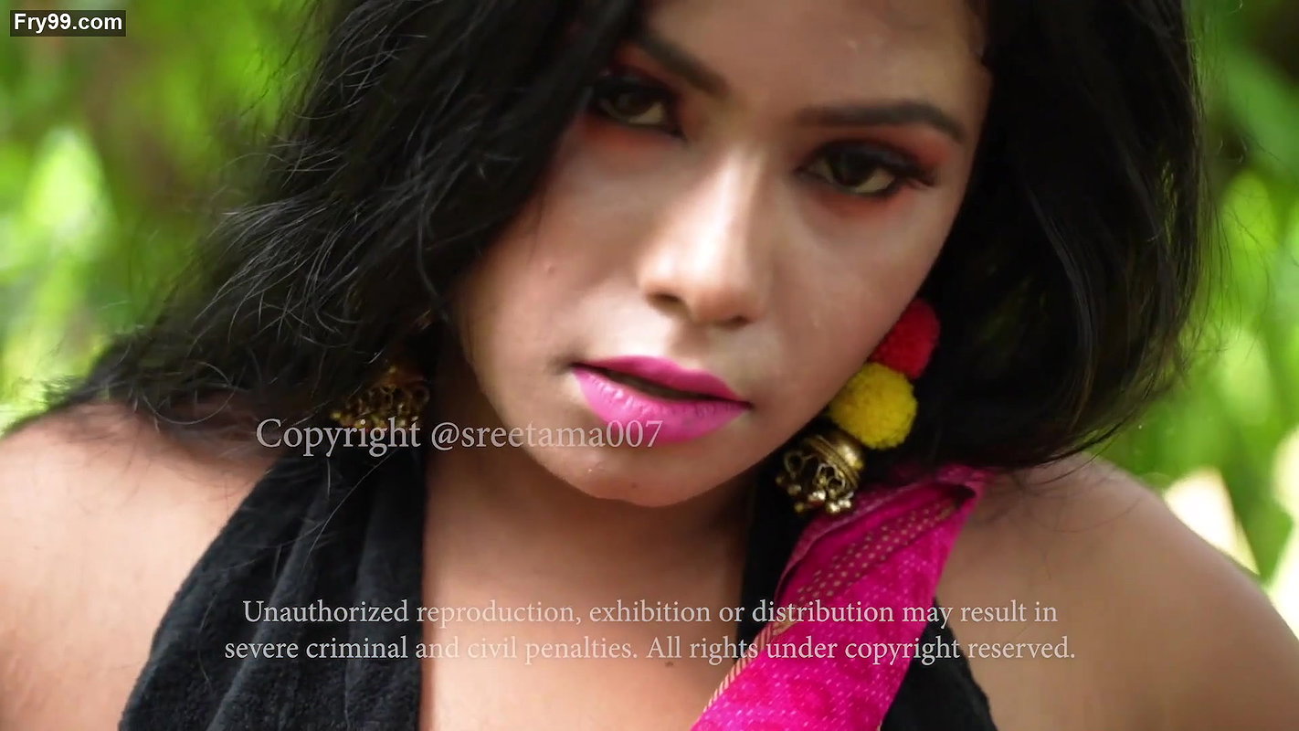 Sreetama Opening Black BB Blouse, Pressing Boobs & Showing Hint of Nipples ~ Naari Magazine Shoot