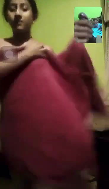 Desi Cute Teenage Girl Showing and Fingaring