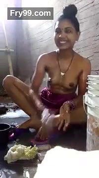 Rajhastani Bhabhi Outdoor Shower