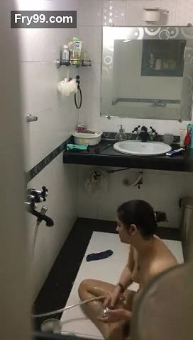 Gujarati Housewife Shower MMS