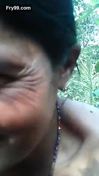 Gujju Aunty Sex In Fields