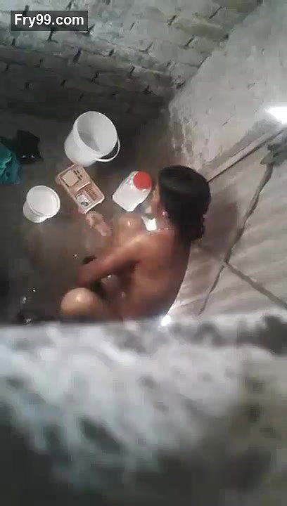 Indian Bhabhi In Shower – Movies