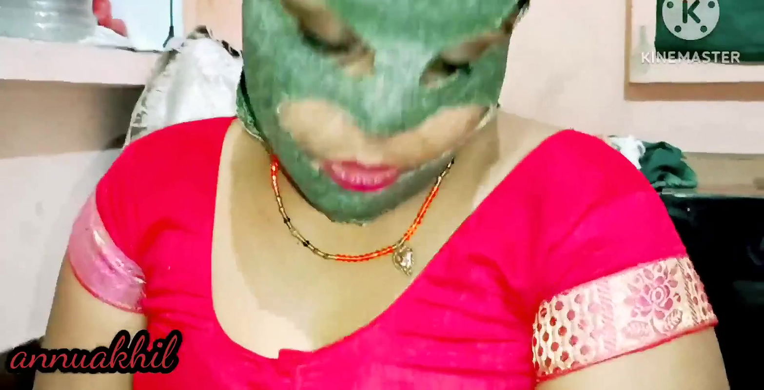 India annu bhabhi ke huby gr se bahar the to dever ne bhabhi ki jankari gand Mari bhabhi ko pattaya chodne ke liye