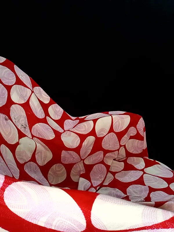 love_pihu Applying Honey on Boobs & Licking Armpits on StripChat Live