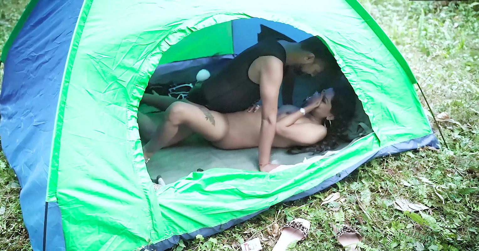 Apke StarSudipa ko Khule Jungle me Antim Khargosh ke Bhes me Khub Choda ekele me ( Hindi Audio )