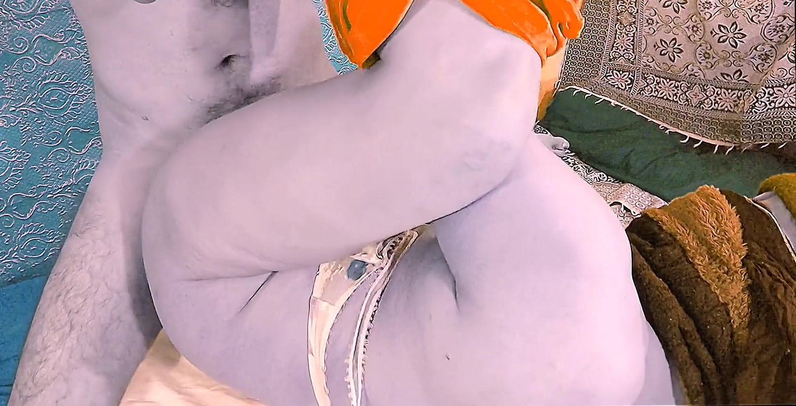 desi hot randi cheating wife shared pussy with indian friend in mumbai