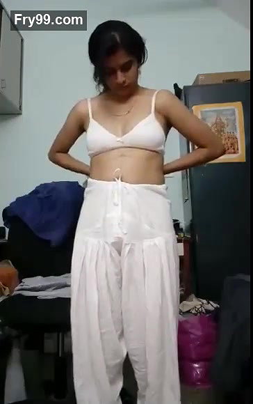 Indian Teen Extreme Hairy