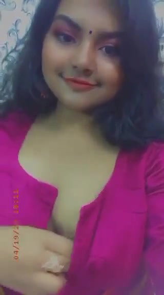Cute Girl Showing Boobs