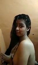 Sexy Desi Girl Shows Boobs